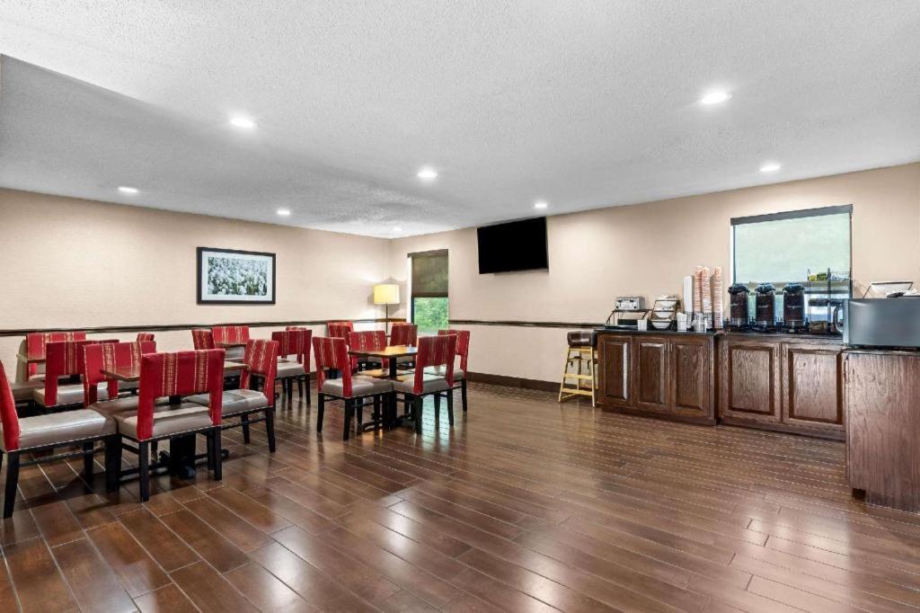 Comfort Inn Clinton Kültér fotó