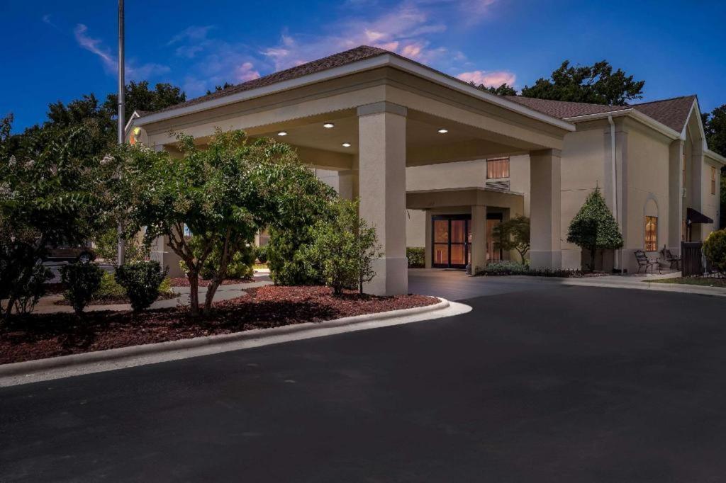 Comfort Inn Clinton Kültér fotó